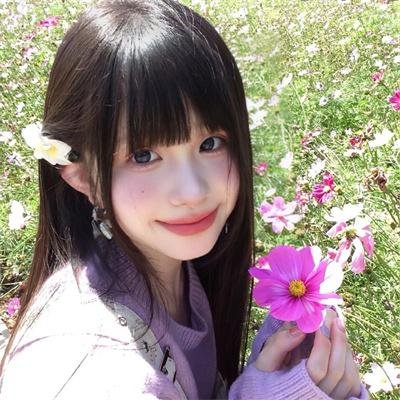 在角落,主教身边